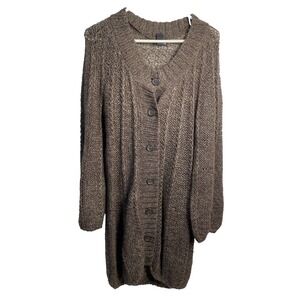 H&M womens sweater size medium knit long sleeve button up longer in length